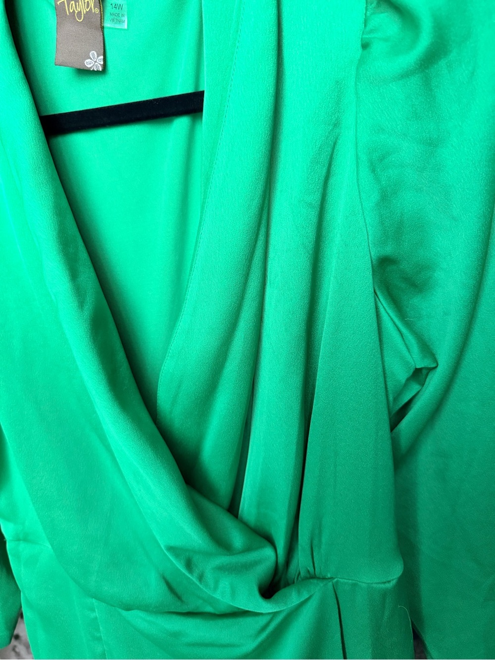 Taylor Bright Green Wrap Robe with Self Tie - Picture 6 of 6